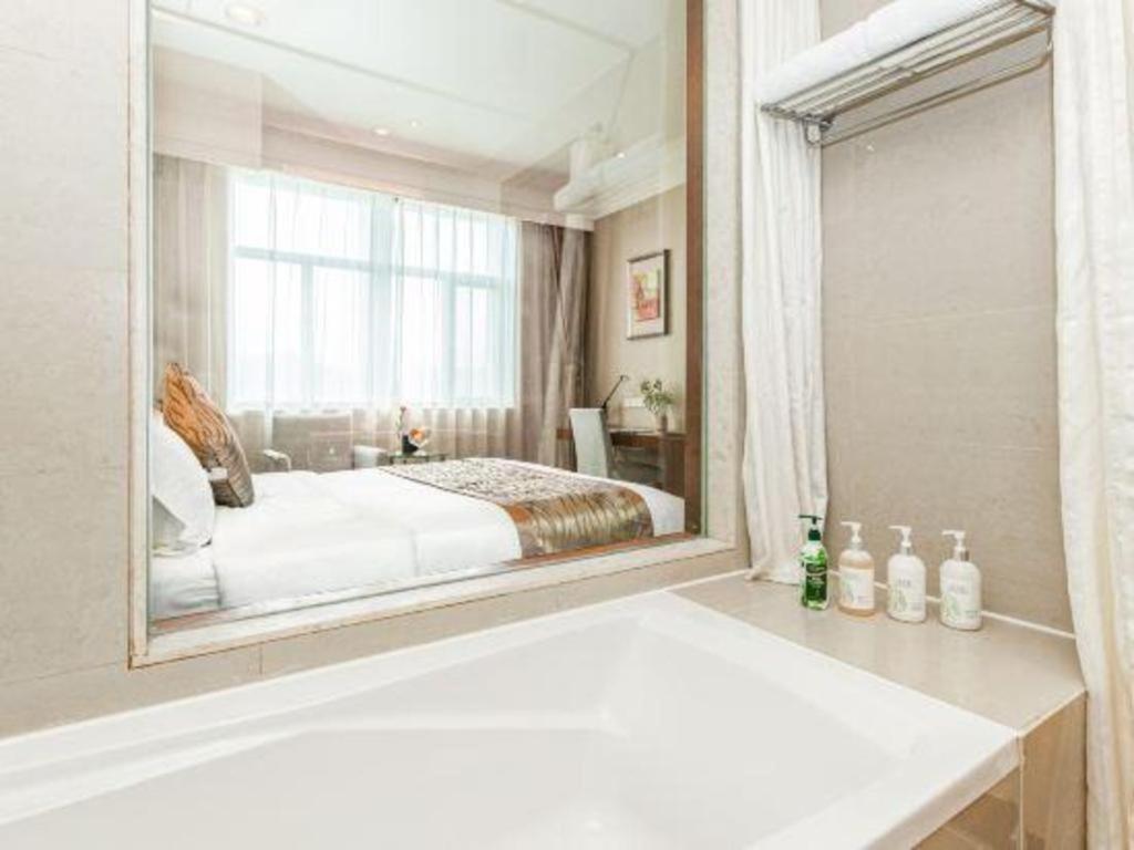 Qingdao Blue Horizon Hotel Licang Kültér fotó