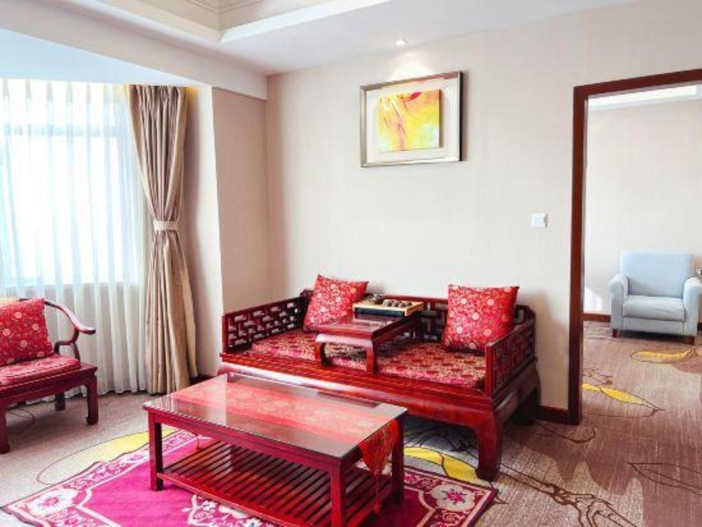 Qingdao Blue Horizon Hotel Licang Kültér fotó